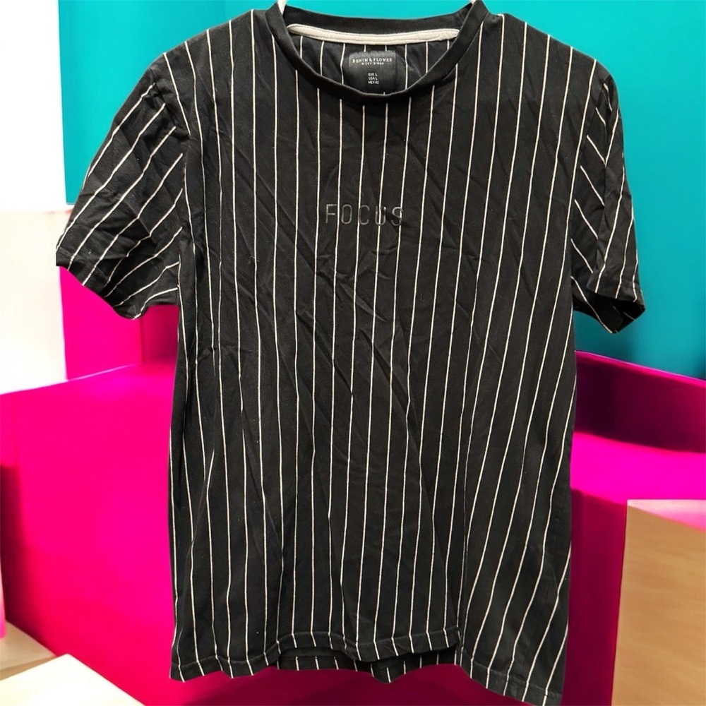 Denim & Flower Black White Striped Tee focus LARGE